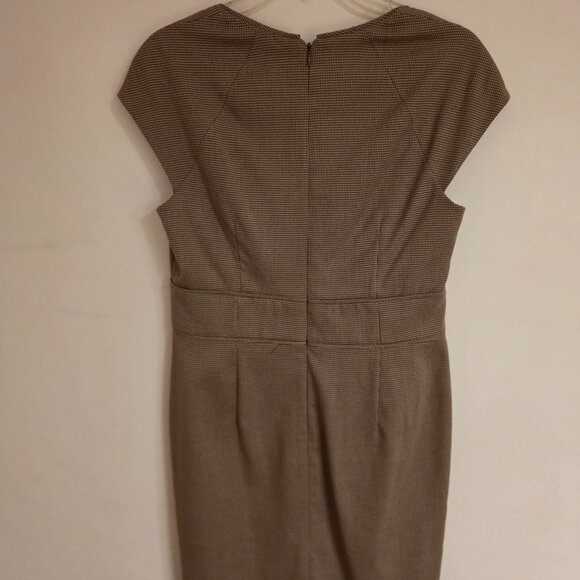 Evan-Picone Women’s Fitted Dress – Size 10 – Classic Taupe - Picture 5 of 6